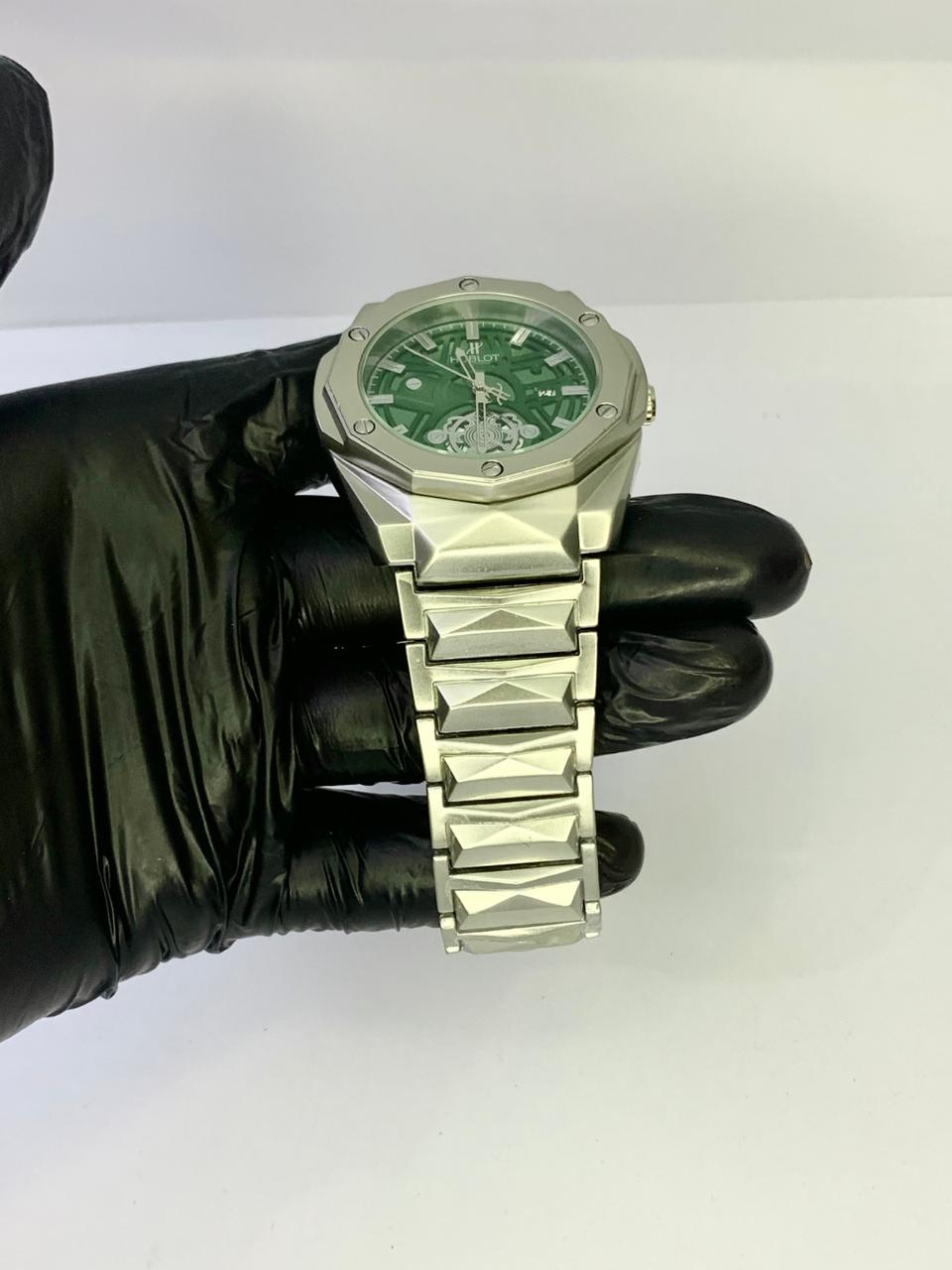 HUBLOT DIAMOND CUT GAREEN DAIL